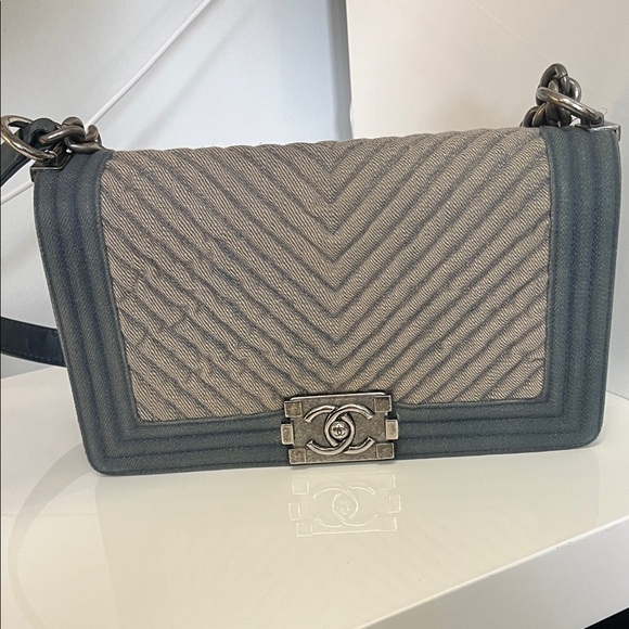 CHANEL Handbags - CHANEL Gray and Silver Chevron Crossbody Boy Bag.